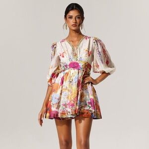 Kuller Floral Printed V-Neck Mini Dress